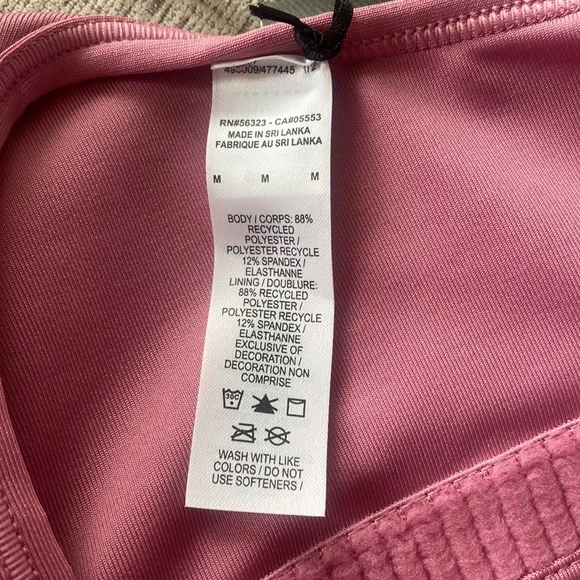 Women’s Nike Swoosh Sports Bra Medium Support - Picture 6 of 6